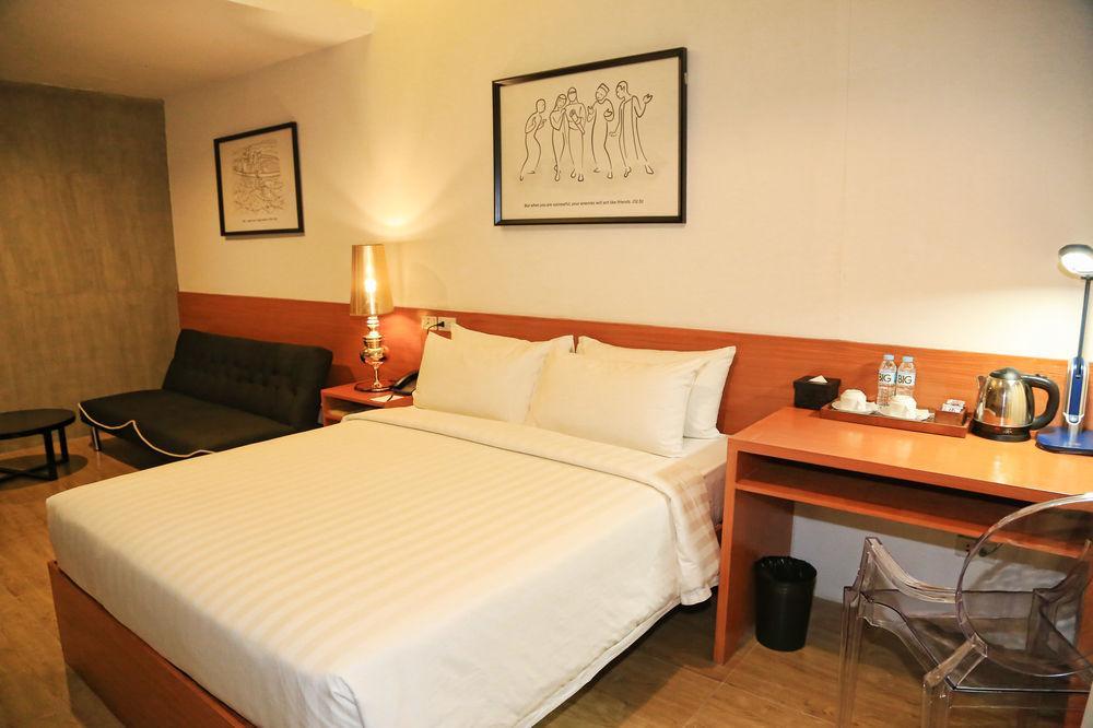 Big Hotel Cebu Bagian luar foto