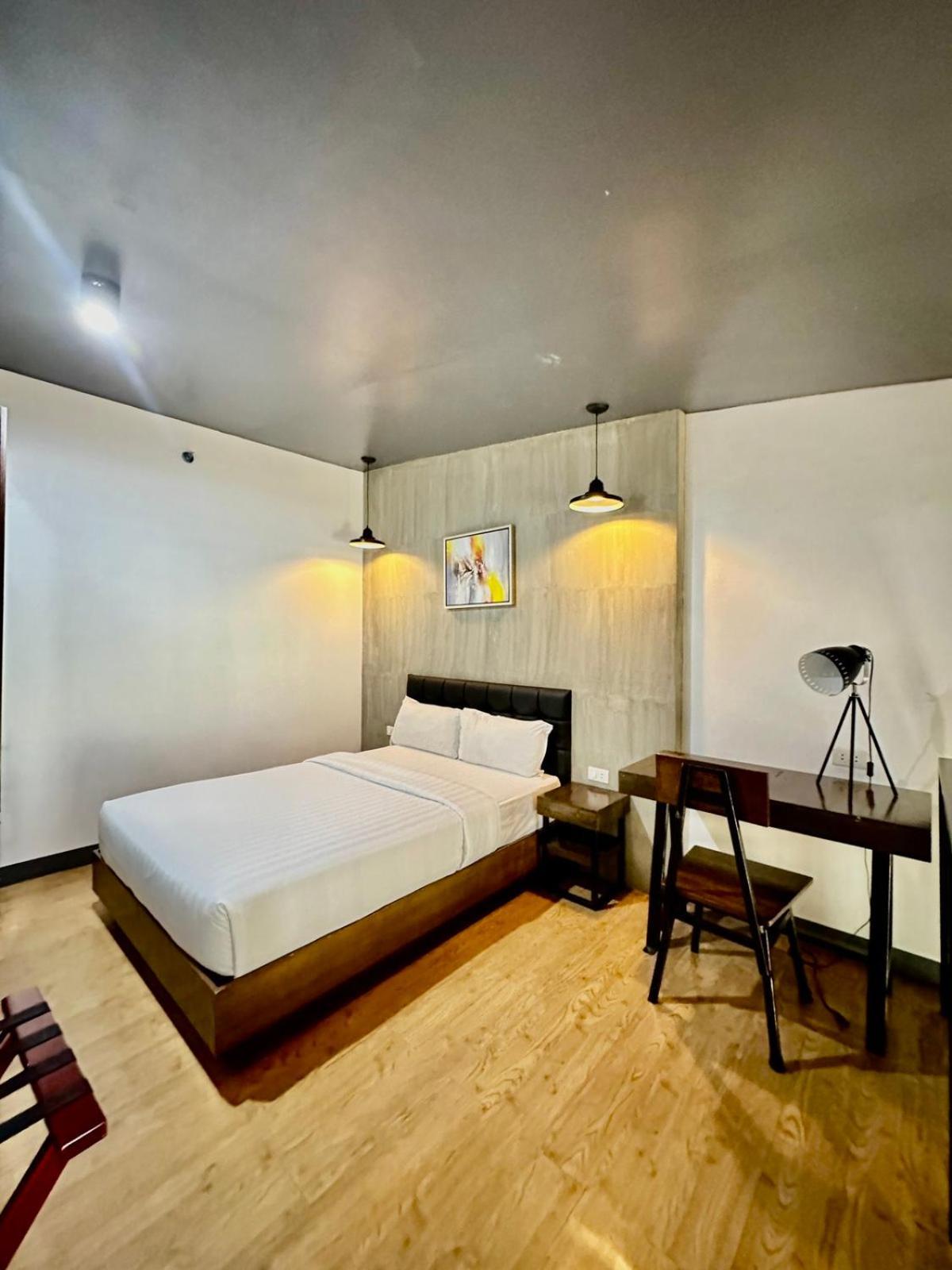 Big Hotel Cebu Bagian luar foto