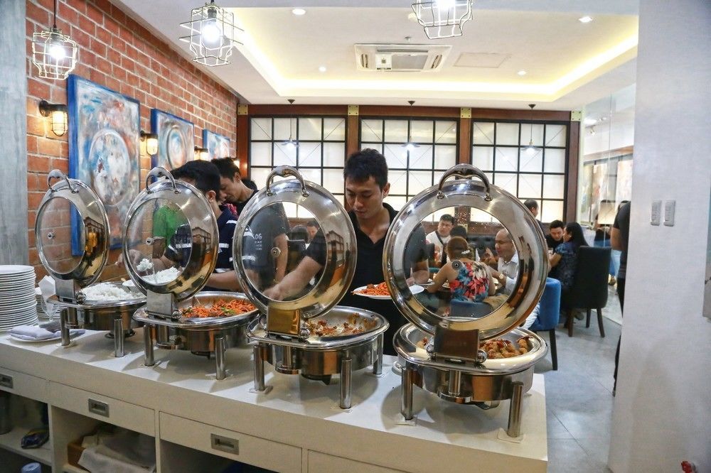 Big Hotel Cebu Bagian luar foto