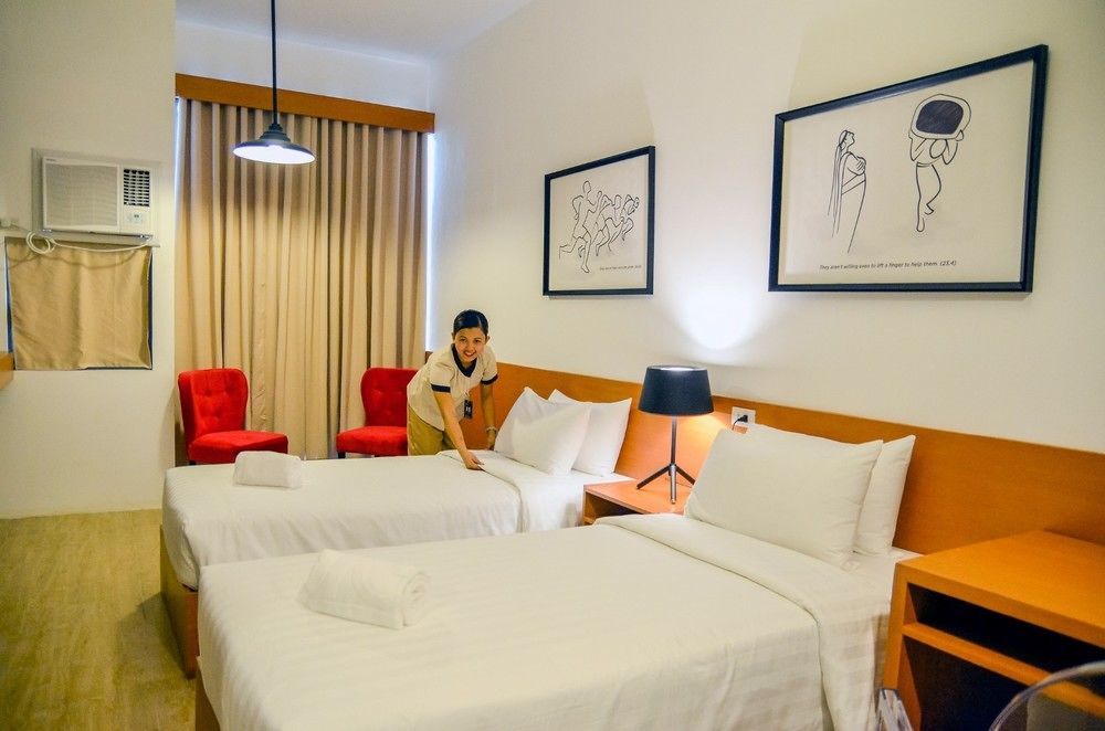 Big Hotel Cebu Bagian luar foto