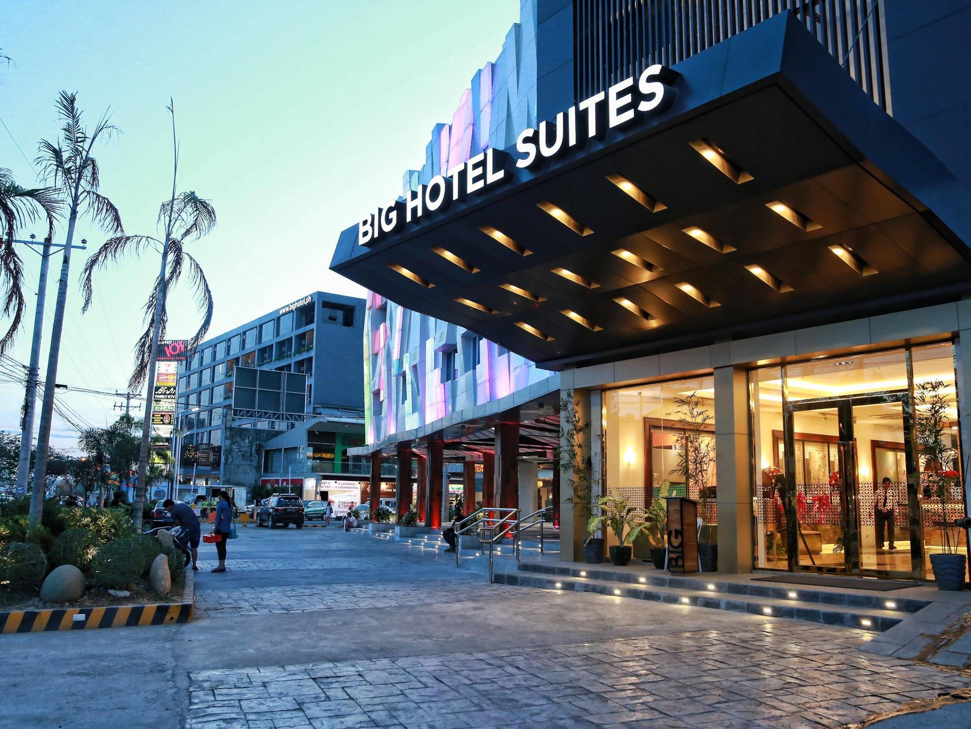 Big Hotel Cebu Bagian luar foto