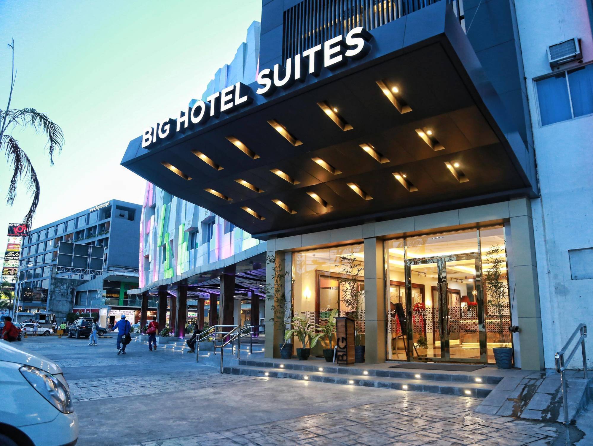 Big Hotel Cebu Bagian luar foto