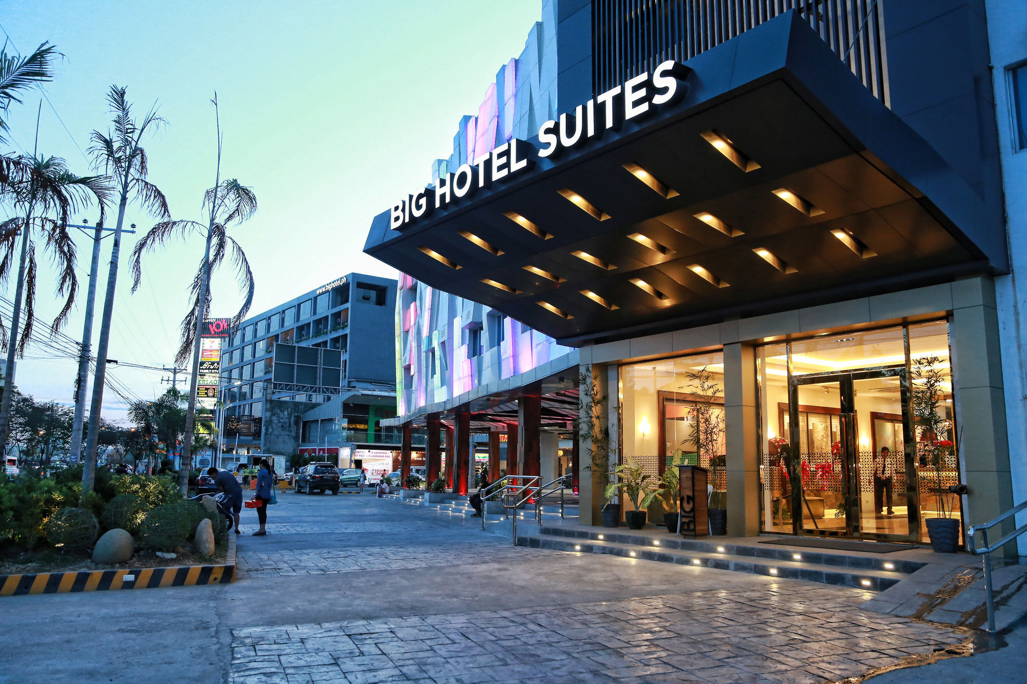 Big Hotel Cebu Bagian luar foto