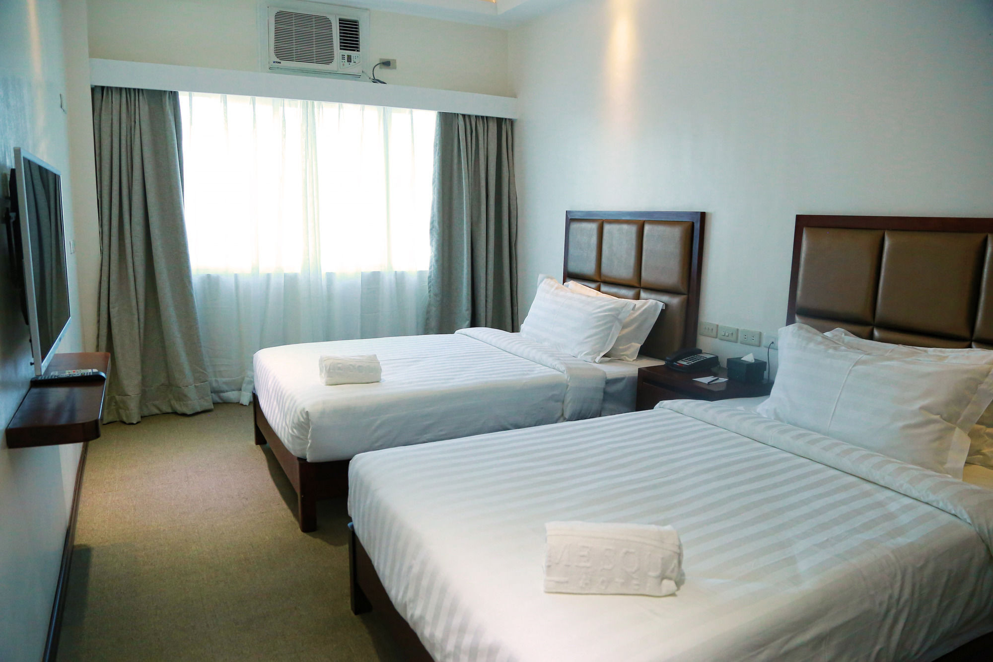 Big Hotel Cebu Bagian luar foto